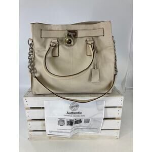MICHAEL KORS HAMILTON LARGE IVORY LEATHER SHOULDER BAG